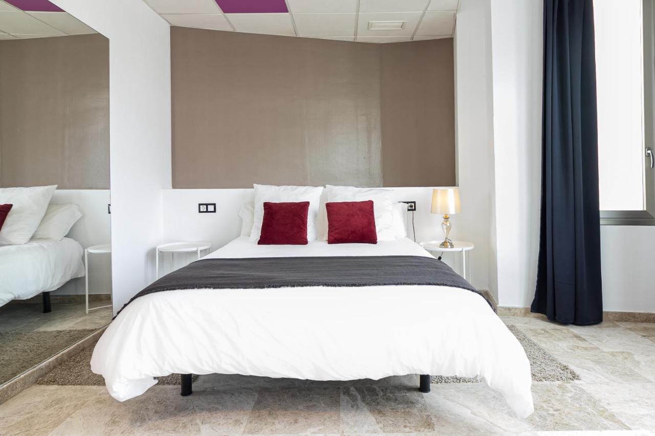Saenz Suites Gallery By Bossh! Apartments Malaga Zewnętrze zdjęcie