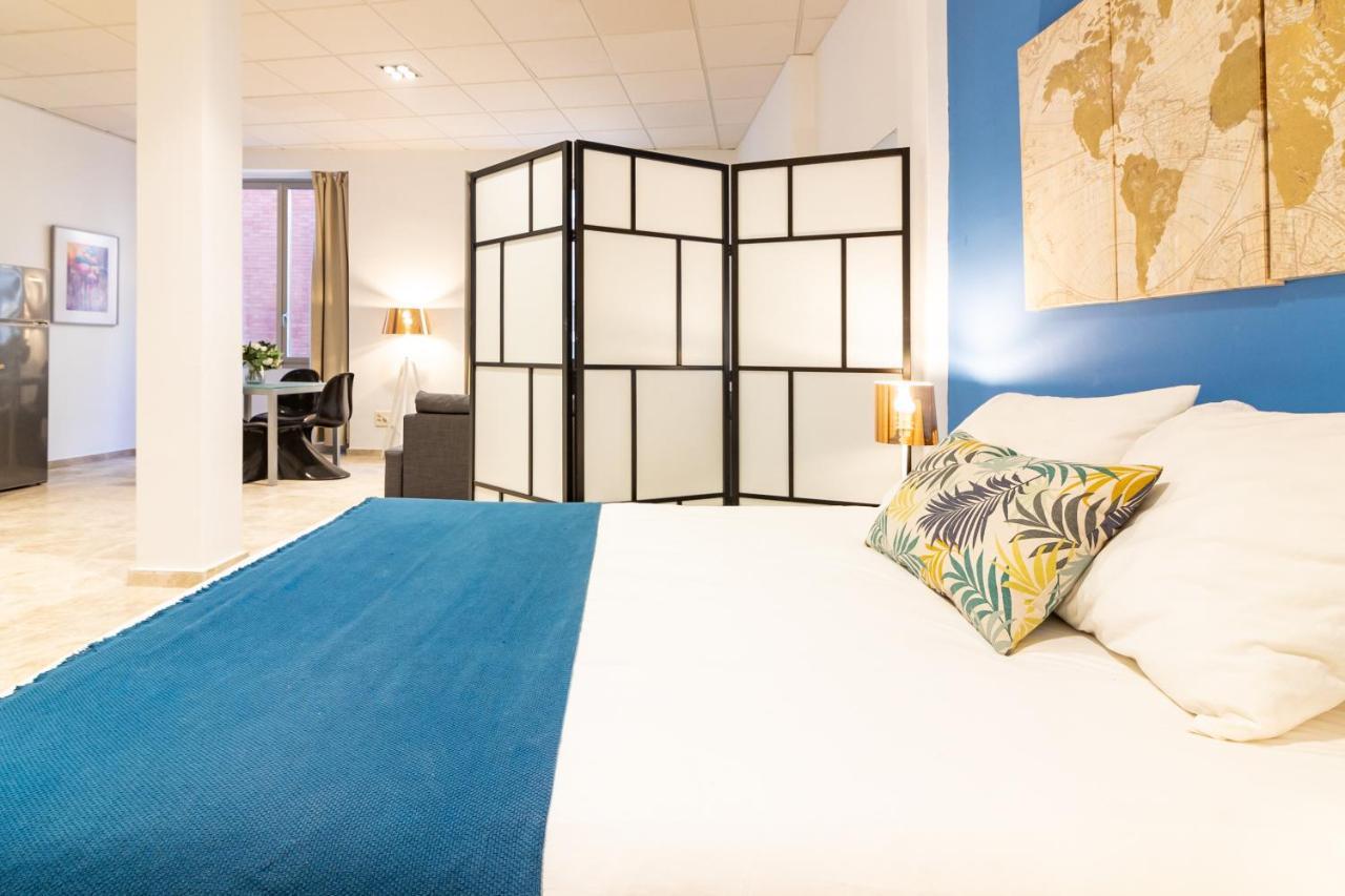 Saenz Suites Gallery By Bossh! Apartments Malaga Zewnętrze zdjęcie
