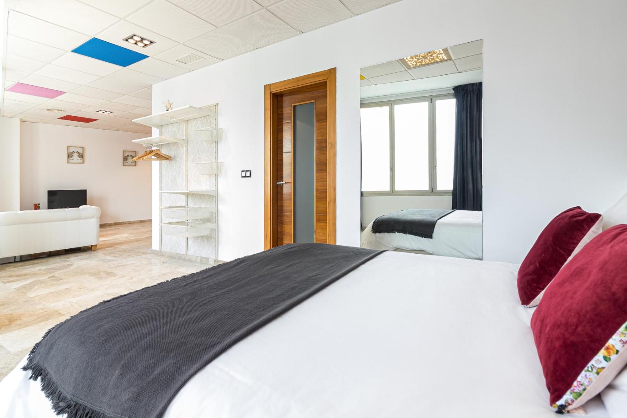 Saenz Suites Gallery By Bossh! Apartments Malaga Pokój zdjęcie